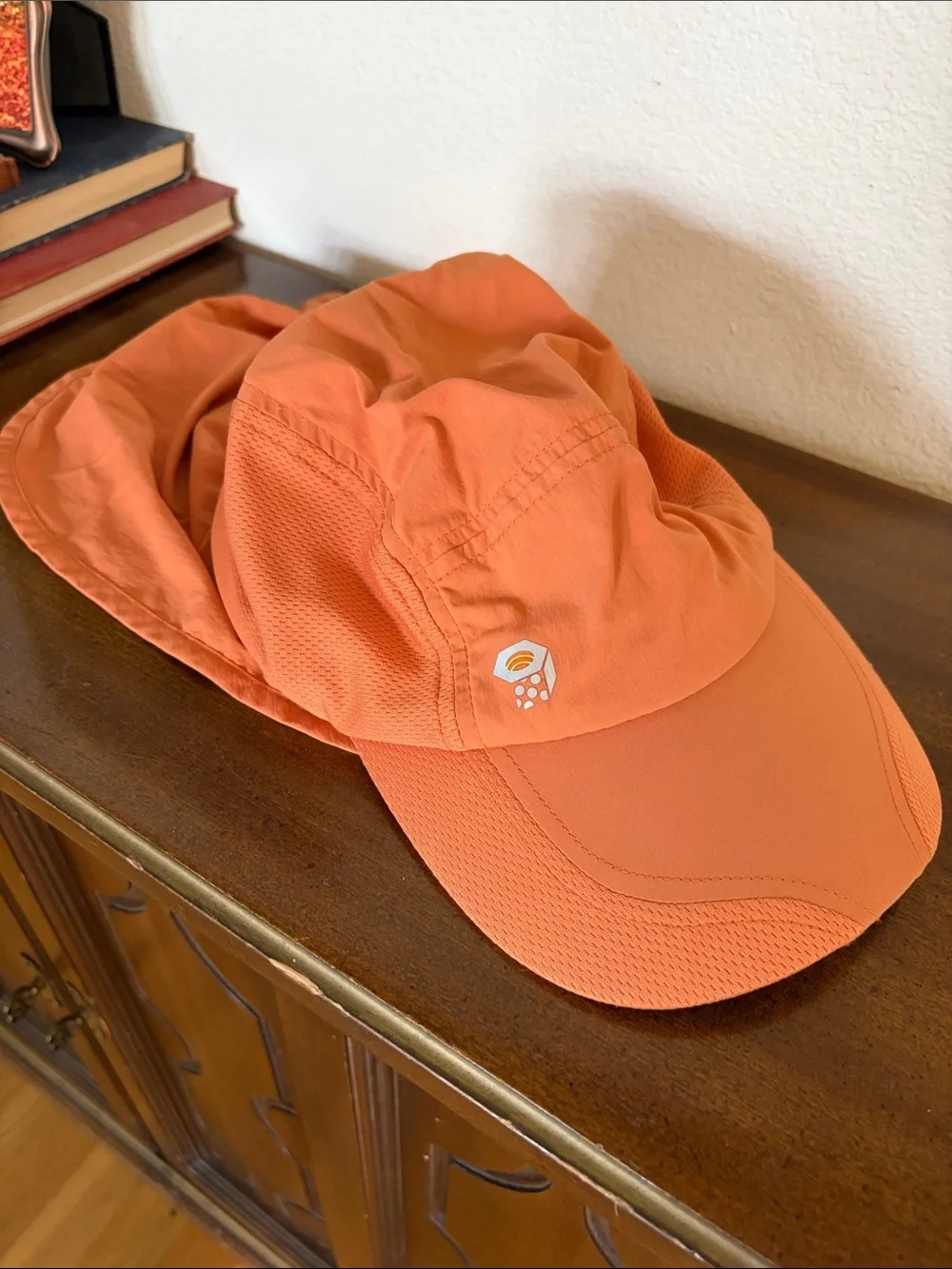 Mountain Hardware Women’s Orange Sun Protection Hat